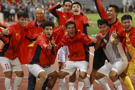 CĐV Trung Quốc: 'Nhìn bóng đá Việt Nam mà phát thèm'