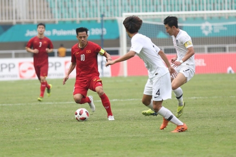 HLV Lê Thụy Hải: 'Hãy khen ngợi các cầu thủ Việt Nam'