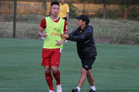 Sao 'hụt' ĐT Việt Nam có bến đỗ mới