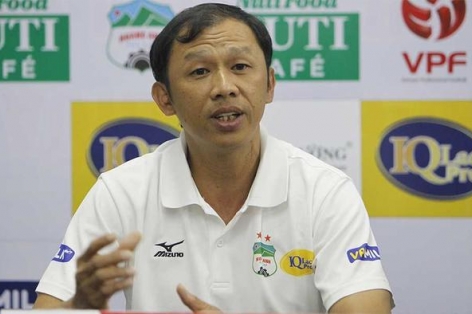 HLV Dương Minh Ninh: 'CĐV chửi thì mình phải nghe thôi'