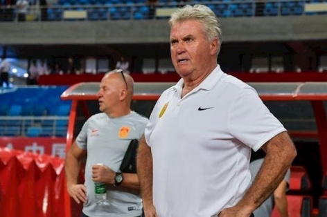 Báo Trung Quốc chỉ trích HLV Hiddink thậm tệ sau trận thua Việt Nam