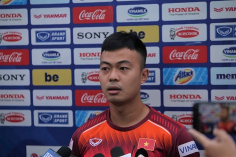Thanh Thịnh: 'Văn Hậu có nhiều lợi thế hơn tôi'