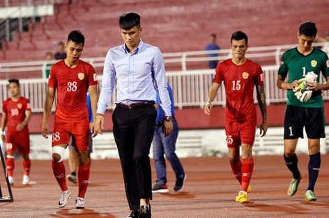 Cựu trung vệ ĐTVN: Công Vinh từ chức vì không được tôn trọng