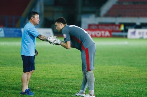 Văn Lâm gửi lời chia tay đầy xúc động tới CLB Hải Phòng