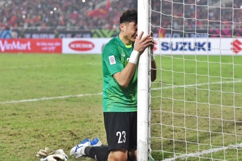 HLV thể lực Muangthong lo lắng vì Văn Lâm bị 'quá tải'
