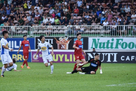 'Hàng thải' HAGL rực rỡ, 2 trụ cột ĐTVN kịp dự AFF Cup 2018