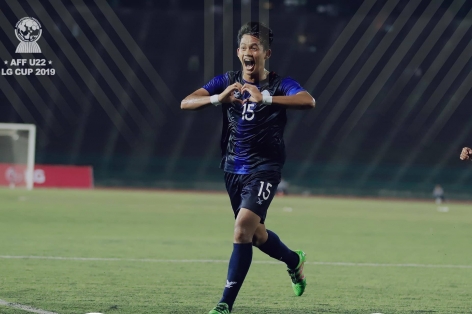 Đả bại U22 Myanmar, Campuchia giành vé đi tiếp với ngôi nhất bảng