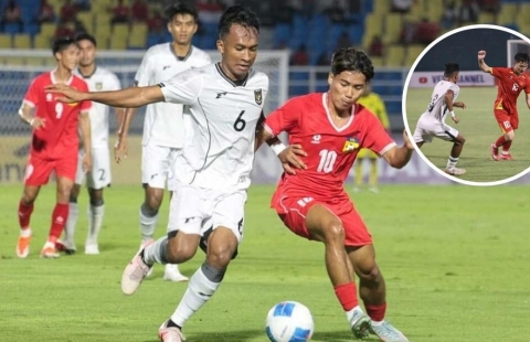Chuyên gia Indonesia gây tranh cãi: 'U23 Lào dựng xe buýt như Việt Nam'