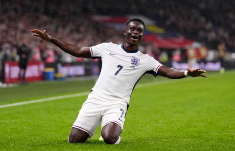 Saka nổ súng, ĐT Anh tiếp tục mạch toàn thắng tại vòng loại World Cup