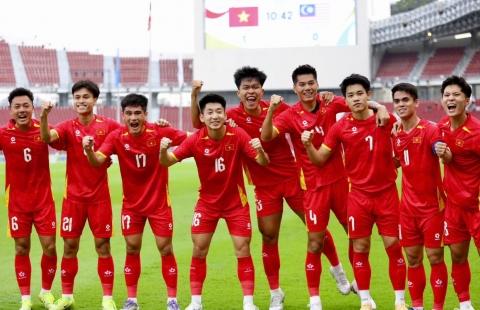 Báo Philippines đồng loạt ngả mũ trước Việt Nam khi bị loại ở bán kết