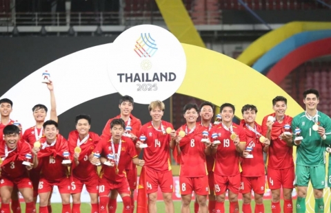 CĐV Trung Quốc ngỡ ngàng khi Việt Nam giành hattrick danh hiệu Đông Nam Á