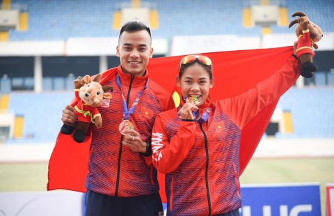 Vì chị gái ngất xỉu, em trai lao đến huy chương SEA Games