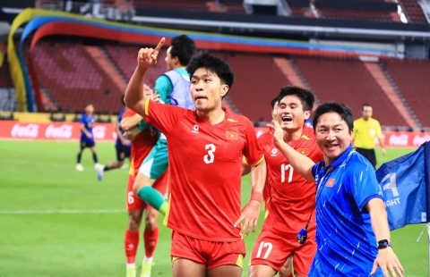 CĐV Philippines choáng váng trước màn ngược dòng của U22 Việt Nam