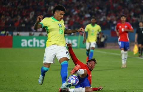 Trực tiếp Brazil 0-0 Chile: Chủ nhà tấn công