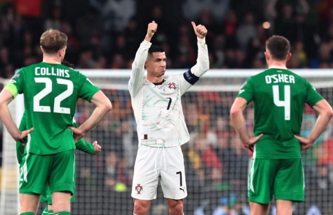 Bồ Đào Nha chính thức khiếu nại FIFA về thẻ đỏ của Ronaldo
