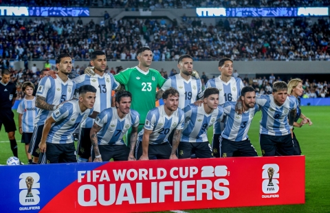 Argentina nguy cơ mất top 1 thế giới