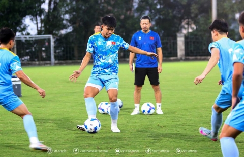 Video: U23 Việt Nam hăng say luyện tập, quyết thắng đẹp Singapore