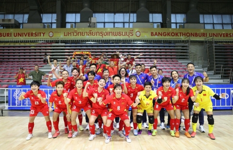 Vào chung kết, Futsal nữ được VFF thưởng nóng