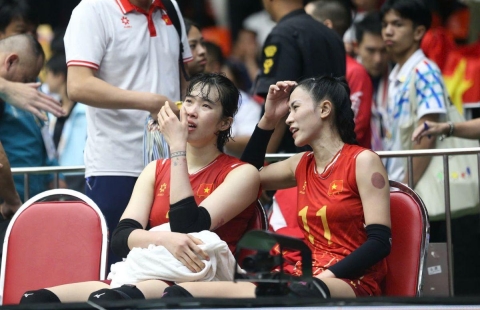 Trọng tài xin lỗi tuyển bóng chuyền nữ Việt Nam sau chung kết