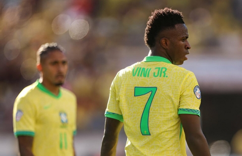 Vinicius im tiếng, Brazil ngậm ngùi chia điểm với Colombia