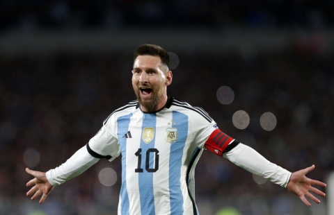 HLV Scaloni chỉ thẳng người kế nhiệm Messi tại ĐT Argentina