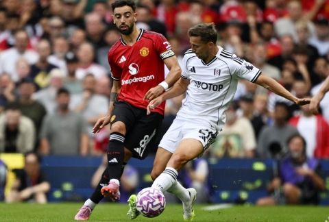 Trực tiếp MU vs Burnley: Sesko dự bị