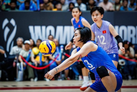 Trực tiếp bóng chuyền nữ Việt Nam 0-2 Kenya: Khó khăn chồng chất