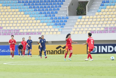 Trực tiếp U16 nữ Việt Nam 1-3 U16 nữ Thái Lan: Bàn thua đáng tiếc