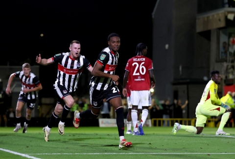 Trực tiếp MU 2-2 Grimsby Town: Đá luân lưu 11m
