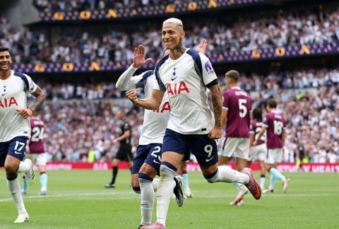 Tottenham bay cao tại Ngoại hạng Anh 2025/26