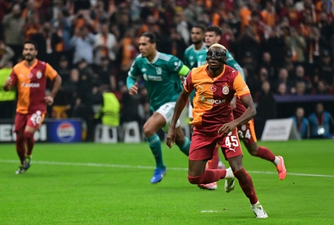 Trực tiếp Liverpool 0-1 Galatasaray: Bàn thua bất ngờ