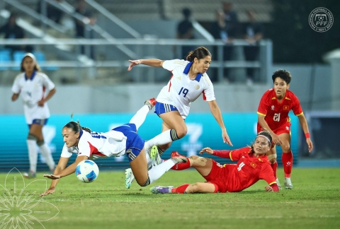 Philippines liên tục đi vào lịch sử trước ngày đấu Việt Nam