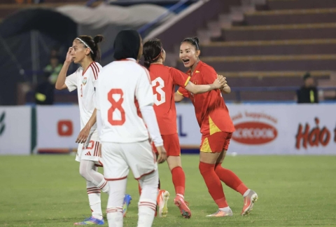 Trực tiếp nữ Việt Nam 2-0 UAE: Nhân đôi cách biệt