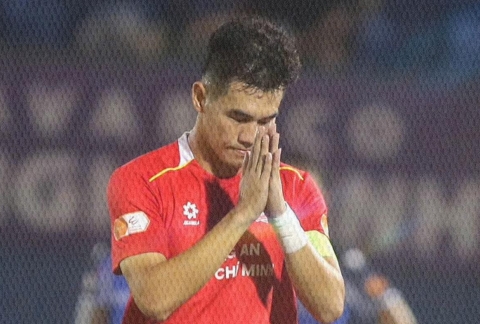 Trực tiếp Becamex TP HCM 1-0 CA TP HCM: Tiến Linh nổ súng