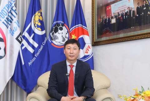 VFF chuẩn bị ra phán quyết về tương lai HLV Kim Sang Sik