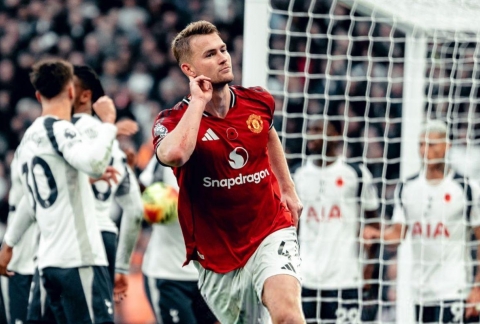 De Ligt: 'MU xứng đáng nhiều hơn một điểm trước Tottenham'
