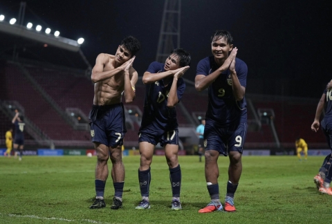 Thắng 'điên rồ' Malaysia, U23 Thái Lan có vé dự VCK U23 châu Á 2026