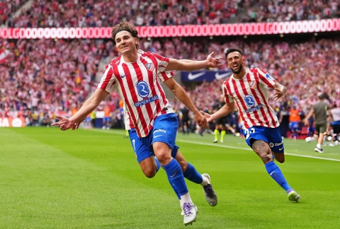 Julian Alvarez tỏa sáng rực rỡ, Atletico nhấn chìm Real Madrid