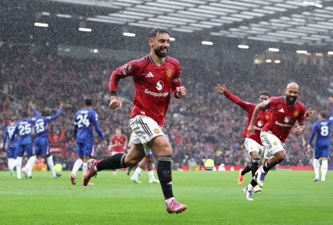 MU đánh bại Chelsea trong trận cầu có 2 thẻ đỏ