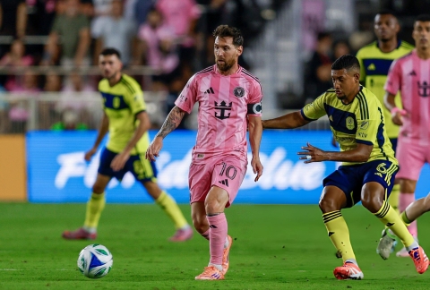 Trực tiếp Inter Miami vs Nashville: Messi đá chính