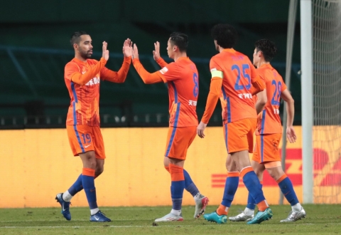 Nhận định Shandong Taishan vs Qingdao West Coast: Lịch sử nghiêng về 1 bên