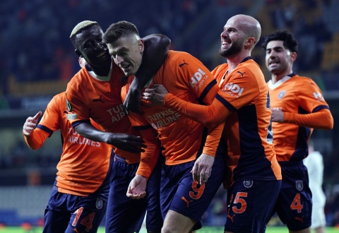 Nhận định Eyupspor vs Istanbul Basaksehir: Dễ thắng sát nút, 0h00 ngày 1/4/2025