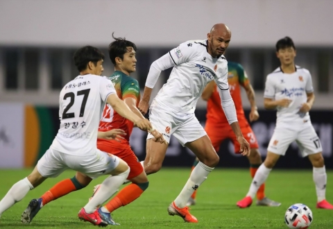 Nhận định Gwangju vs Gangwon: Cách biệt 2 bàn