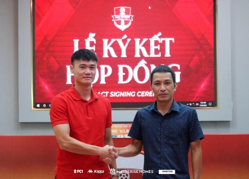 Tiền đạo từng 'gây sốt' ở Lào chính thức có bến đỗ mới tại V-league