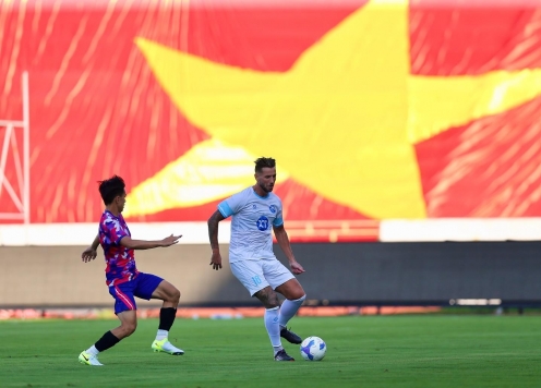 Nam Định tiếp tục thị uy sức mạnh với chiến thắng đậm 3-0