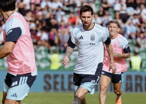 HLV Argentina đưa ra phán quyết cuối cùng cho Messi