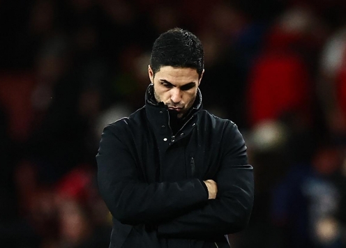 Thần đồng Arsenal ra tín hiệu, Arteta lại đau đầu