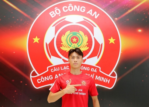 CLB Công An TP.HCM chiêu mộ Tẩy Văn Toàn