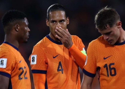 Van Dijk lên tiếng 'chỉ trích' đồng đội sau chiến thắng nhọc nhằn