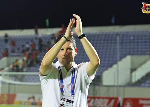 HLV Tây Ban Nha tiết lộ lý do bất ngờ chọn Ninh Bình FC